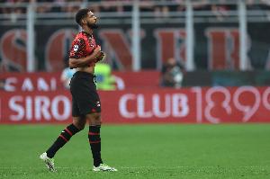 跟队记者：奇克突发急性阑尾炎住院，今天将接受手术切除阑尾